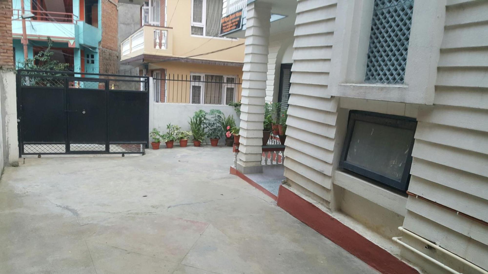 Bnb Royal Tourist House Катманду Екстериор снимка